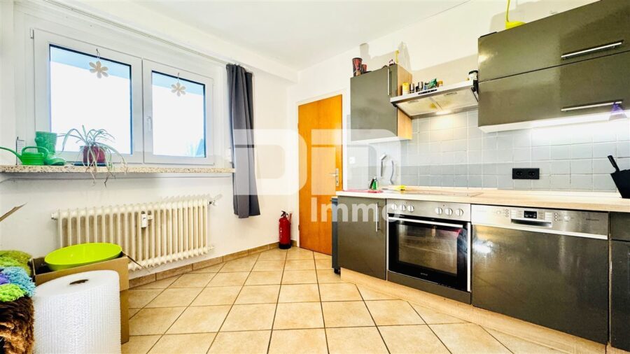 Modernisiertes Ein-/ Zweifamilienhaus inkl. PV-Anlage + Garage auf Traumgrundstück - KG WE4 Küche